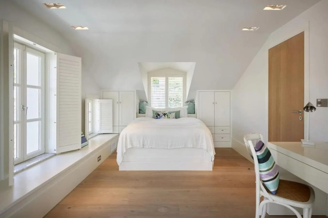 Villa With Panoramic Sea Views And Heated Pool In La Californie Cannes